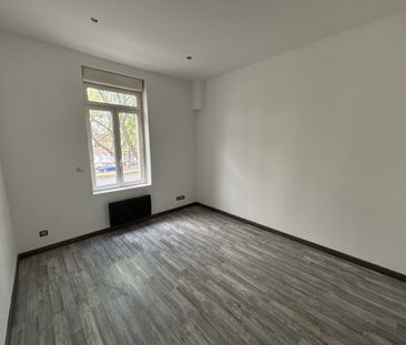 APPARTEMENT T3 NON MEUBLÉ SITUÉ QUARTIER LA HOTOIE / ST ROCH - PARKING - Photo 1