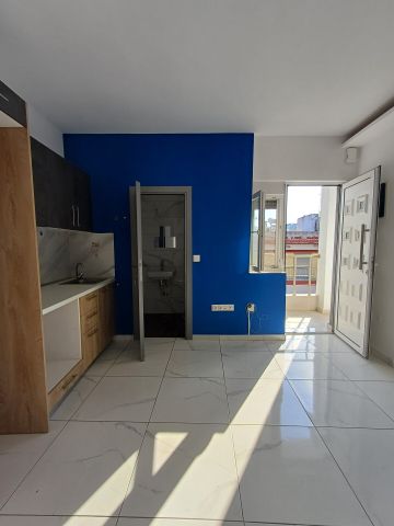 For Rent - Flat 30 m² in Thessaloniki - Φωτογραφία 5