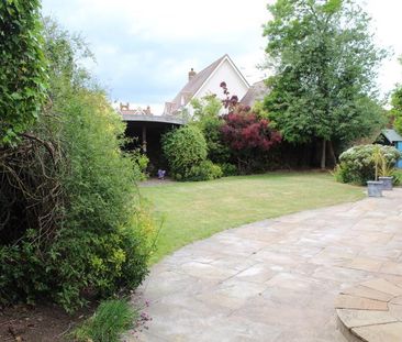 3 bedroom detached house to rent - Photo 2
