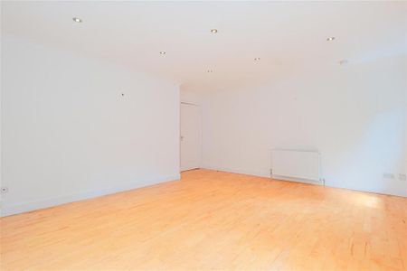 3 bedroom apartment to rent - Photo 2