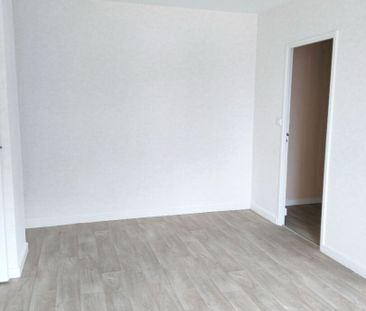 Location Appartement 4 pièces 80m² - Photo 3