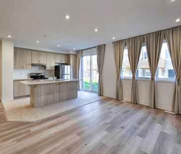 For Lease - 8 Vinewood Crescent, Barrie, Ontario - Photo 5