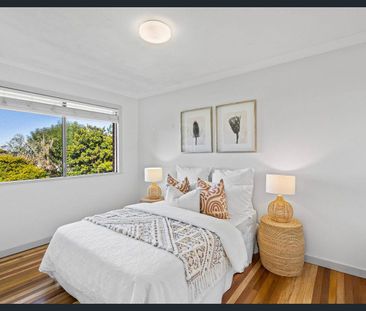 NESTLED WITHIN A QUIET CUL-DE-SAC - Photo 2