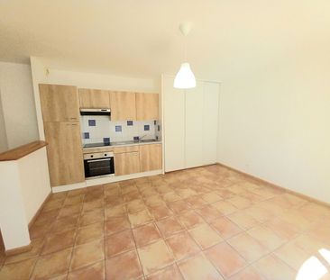 SAINT CHAMAS CENTRE VILLE APPARTEMENT T1, - Photo 4