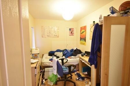 3 Bed - Starbeck Avenue, Sandyford - Photo 5