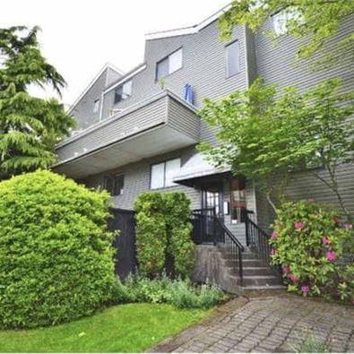 RENOVATED! RARE 2 bedroom 2 stories Kitsilano/UBC/Jericho Beach - Photo 4