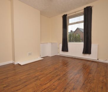 3 Bedroom Terraced House - Photo 6