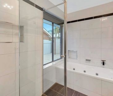 Spacious 4-Bedroom Home in Family-Friendly Parafield Gardens - Photo 1