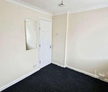 Percheron Drive, Luton, Bedfordshire, LU4 - Photo 6