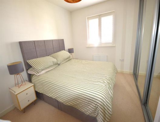 Thomas Gray Road, Stockport - Photo 1
