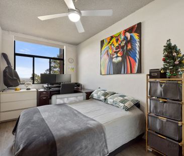 Panoramic District Views in a Prime Location - Photo 4