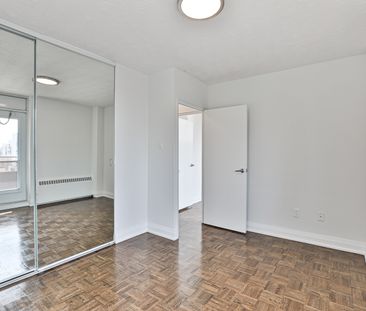 2 Bedrooms - Photo 2