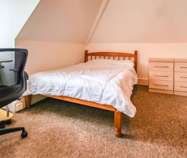 Queens Park Gardens, Bournemouth - Photo 2