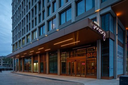 From bold architecture to sweeping skyline views, Skyla is where downtown Montréal living reaches its peak — in style - Photo 4