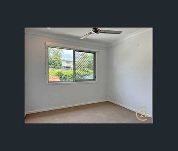 Contemporary Townhome Living in the Heart of Everton Park - Photo 3