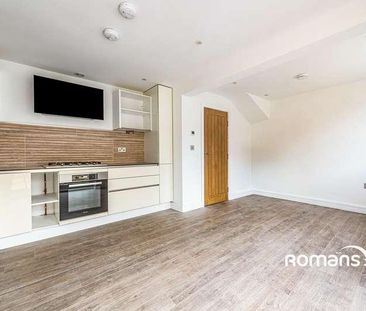 Wrenfield Drive, Caversham, Reading, RG4 - Photo 4