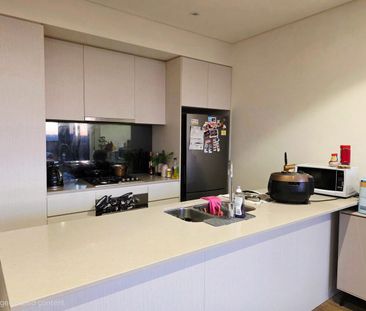 Modern Apartment Living in Liverpool - Photo 2