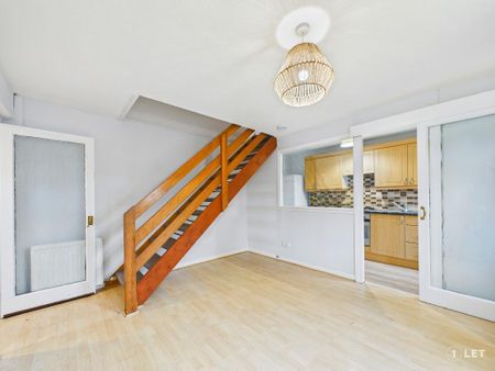 1 bedroom terraced house to rent - Photo 2