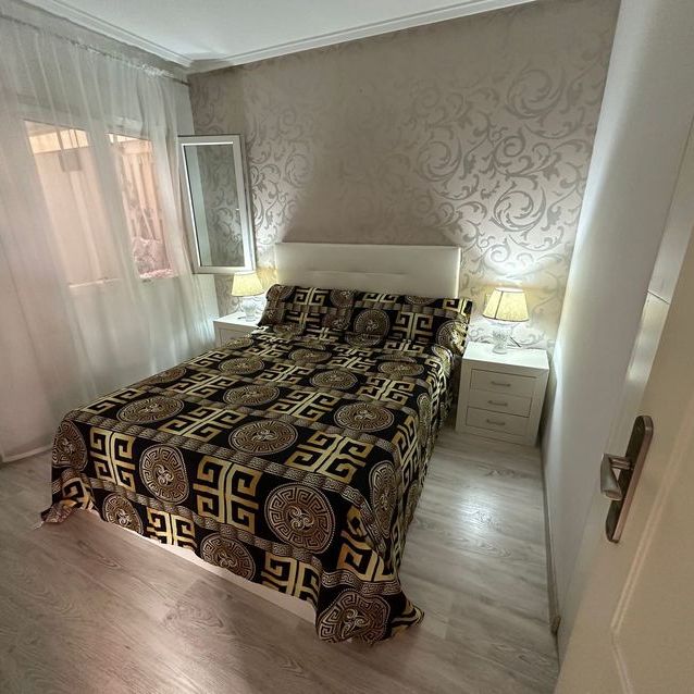 Alquiler de piso en Calle la Loma, 70 - Photo 1