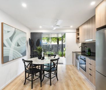 Unfurnished modern apartment - Photo 2