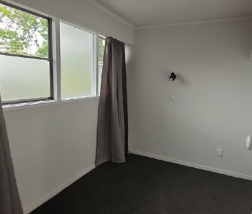 Two Bedroom Apartment Close to the City - Photo 3