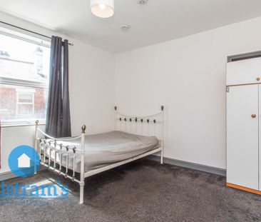 1 bed Apartment for Rent - Photo 1