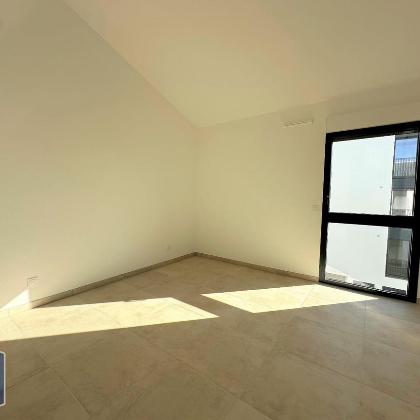 Location Appartement 2 pièces 56m² AIX EN PROVENCE 90ème - Photo 1