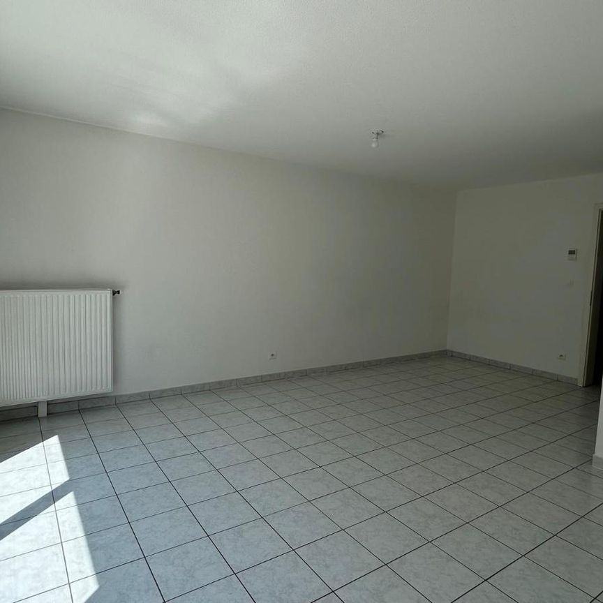 Location Appartement 4 pièces 84m² KINGERSHEIM 68260 - Photo 1