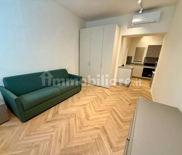 Monolocale via Luigi Carlo Farini 37, Centro Storico, Bologna - Photo 2