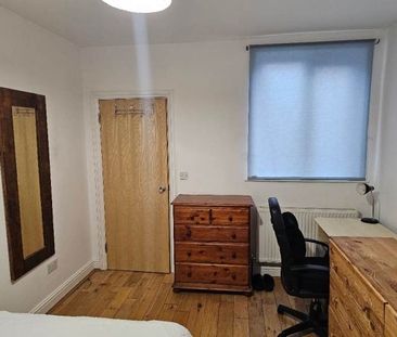 Room in a Shared Flat, Sangley Road, SE25 - Photo 5