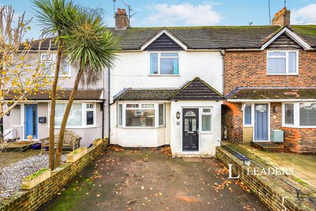 3 bedroom house to rent Queens Crescent, Eastbourne, BN23 - Photo 3