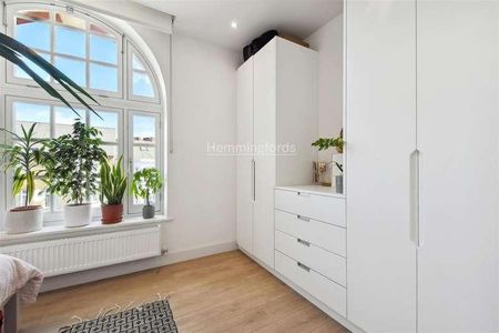 Cambridge House, Mayes Road, Haringay, N22 - Photo 4