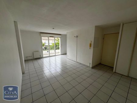 Location Appartement 2 pièces 48m² VAYRES 33870 - Photo 5