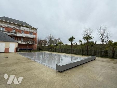 T2 MEUBLE DANS RESIDENCE AVEC PISCINE - Photo 3