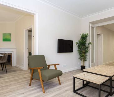 3-bedroom apartment for rent in Sant Gervasi Galvany, perfect for families - Photo 6