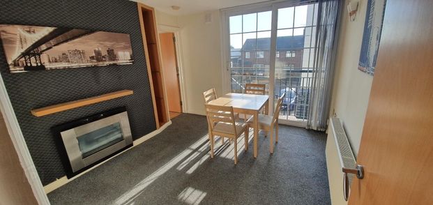 8f Glassillan Grove, Greenisland, Carrickfergus, BT38 8TB - Photo 1