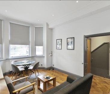 Room in a Shared Flat, Barons Court Road, W14 - Photo 4