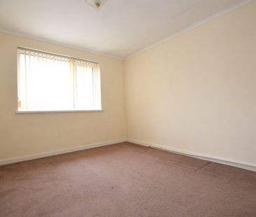 Park Avenue, Winterbourne, Bristol, BS36 - Photo 1