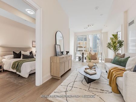 For Lease - 88 Cumberland Street Unit# 1801, Toronto, Ontario - Photo 2