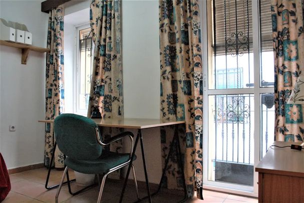 Calle Vidrio, Sevilla, Andalusia 41003 - Photo 1