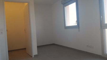 Appartement - Aix-En-Provence (13100) - 40.23 m² - - Photo 5