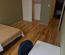 Private 1 Bedroom Furnished near to English Bay /Available October1st - Photo 2