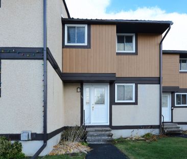 For Lease - 3344 Uplands Drive Unit# 71, Hunt Club - Windsor Park V... - Photo 3