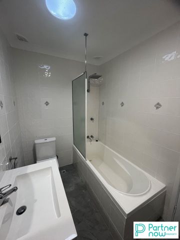 62 Duri Road, TAMWORTH NSW 2340 - Photo 5