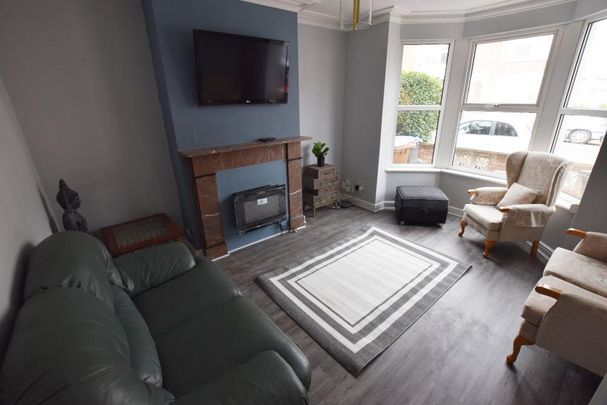 6 bedroom terraced house to rent - Photo 1
