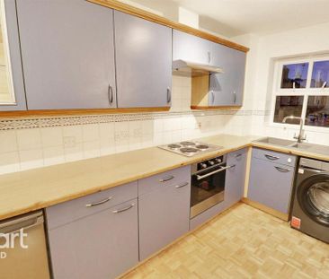 2 bedroom apartment to rent - Photo 4