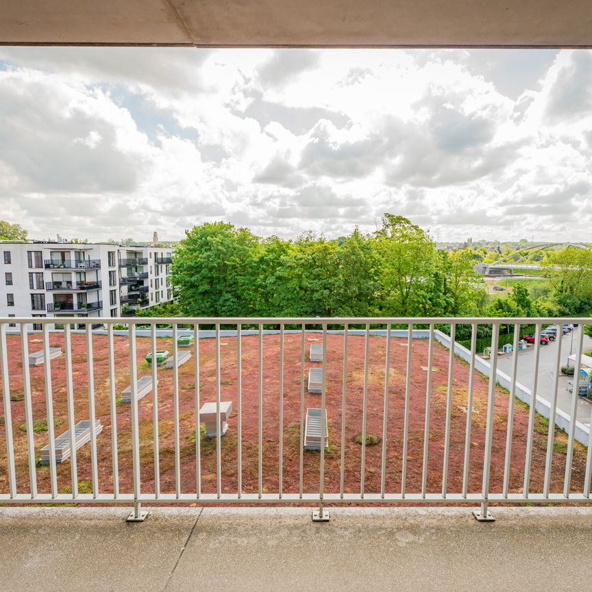 Appartement te huur - Photo 1