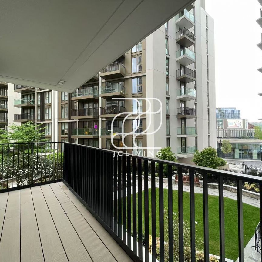 Westmont Apartments, Fountain Park Way, White City Living, London W12 - Photo 1