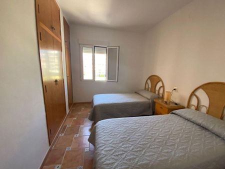 3 room luxury Apartment for rent in Gandia, Spain - Photo 4