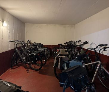 Gerenoveerd 2-slpk appartement met garagebox - Foto 5